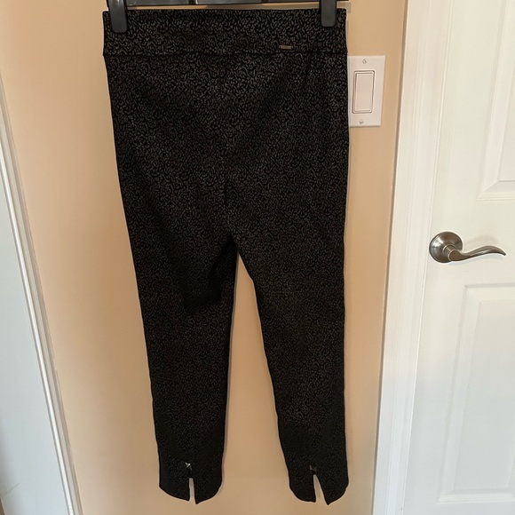 Black Ankle Cropped Pants with Slim Fit and Wide Waistband - Picture 2 of 5